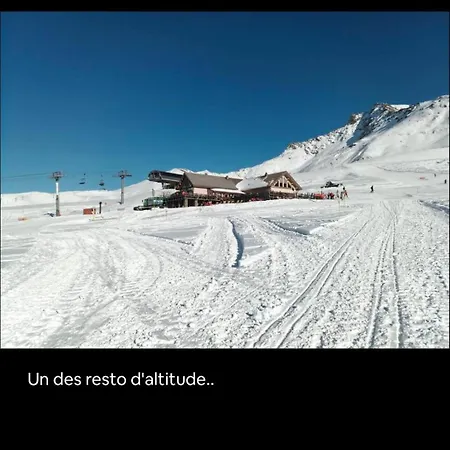 A La Montagne A 1650 M アパート