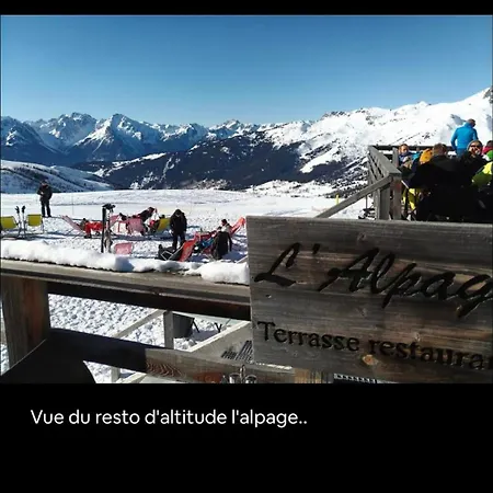 A La Montagne A 1650 M アパート